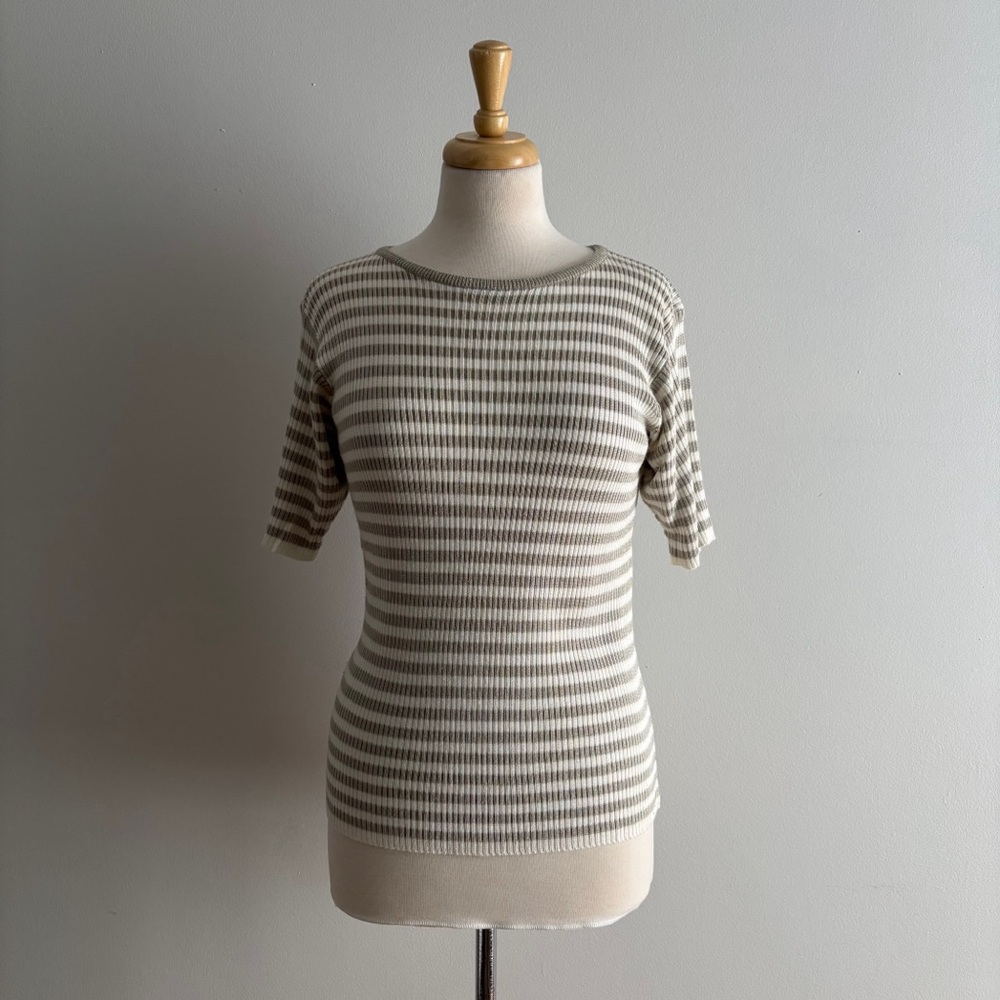 Vintage 1990s Striped Grey & White Knit Short Sleeve Tee T-Shirt S/M